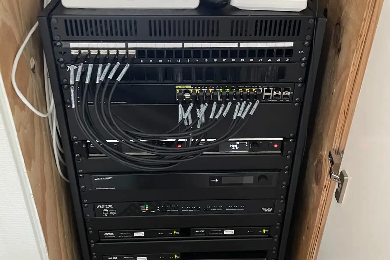 Ljudsystem med ljudzoner