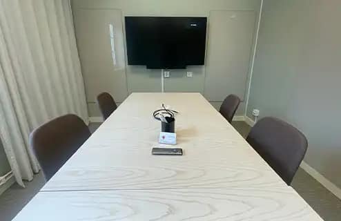 Mellanstora Mötesrum